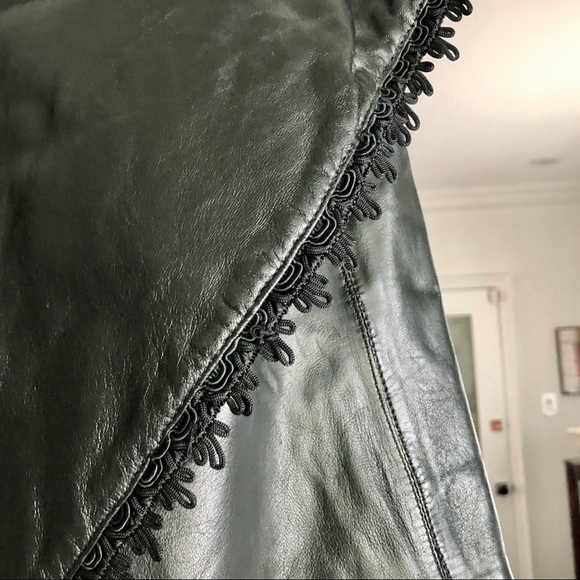 Vintage 80’s Cropped Leather Jacket, Sz 6-8 - Picture 5 of 9